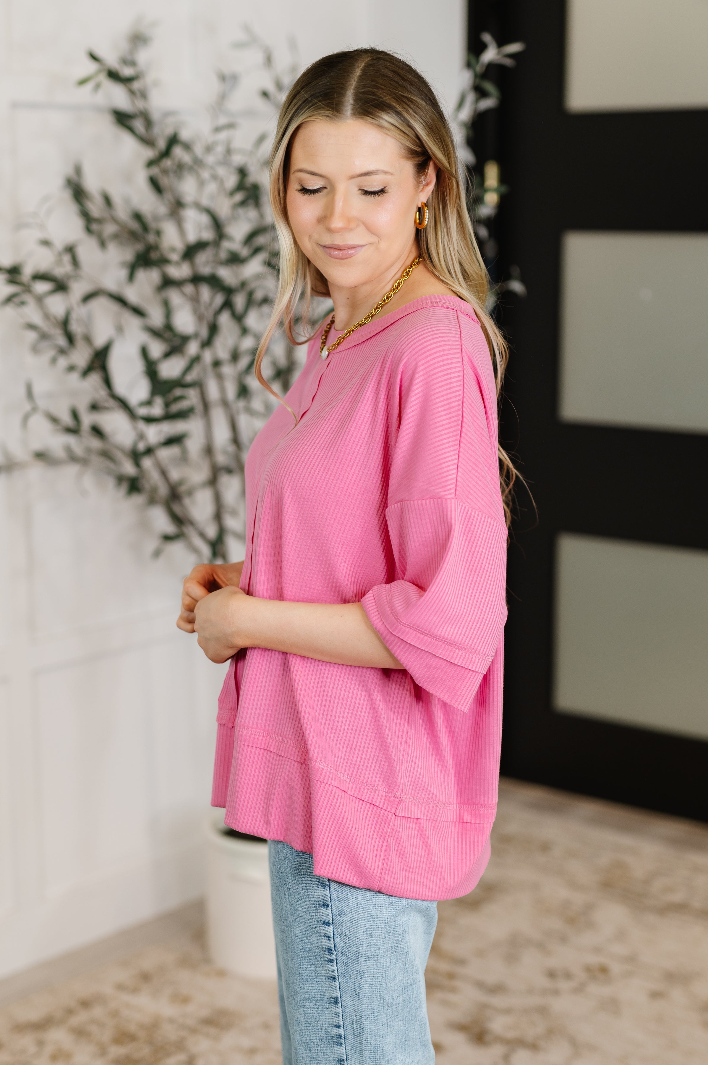 Stay On Top Relaxed Tee in Candy Pink - Charming Charlie