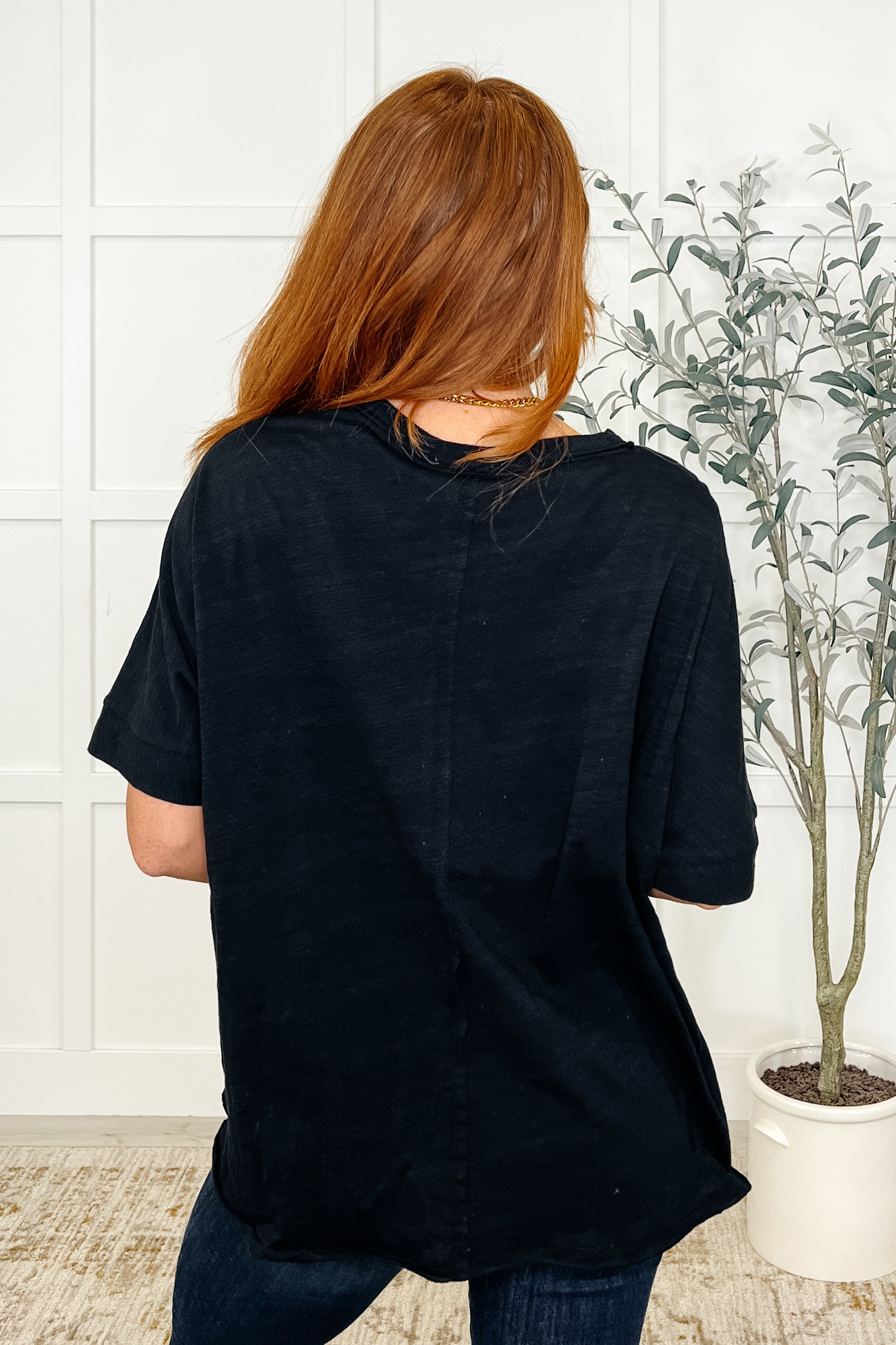 The Layback Relaxed Basic Tee in Black - Charming Charlie