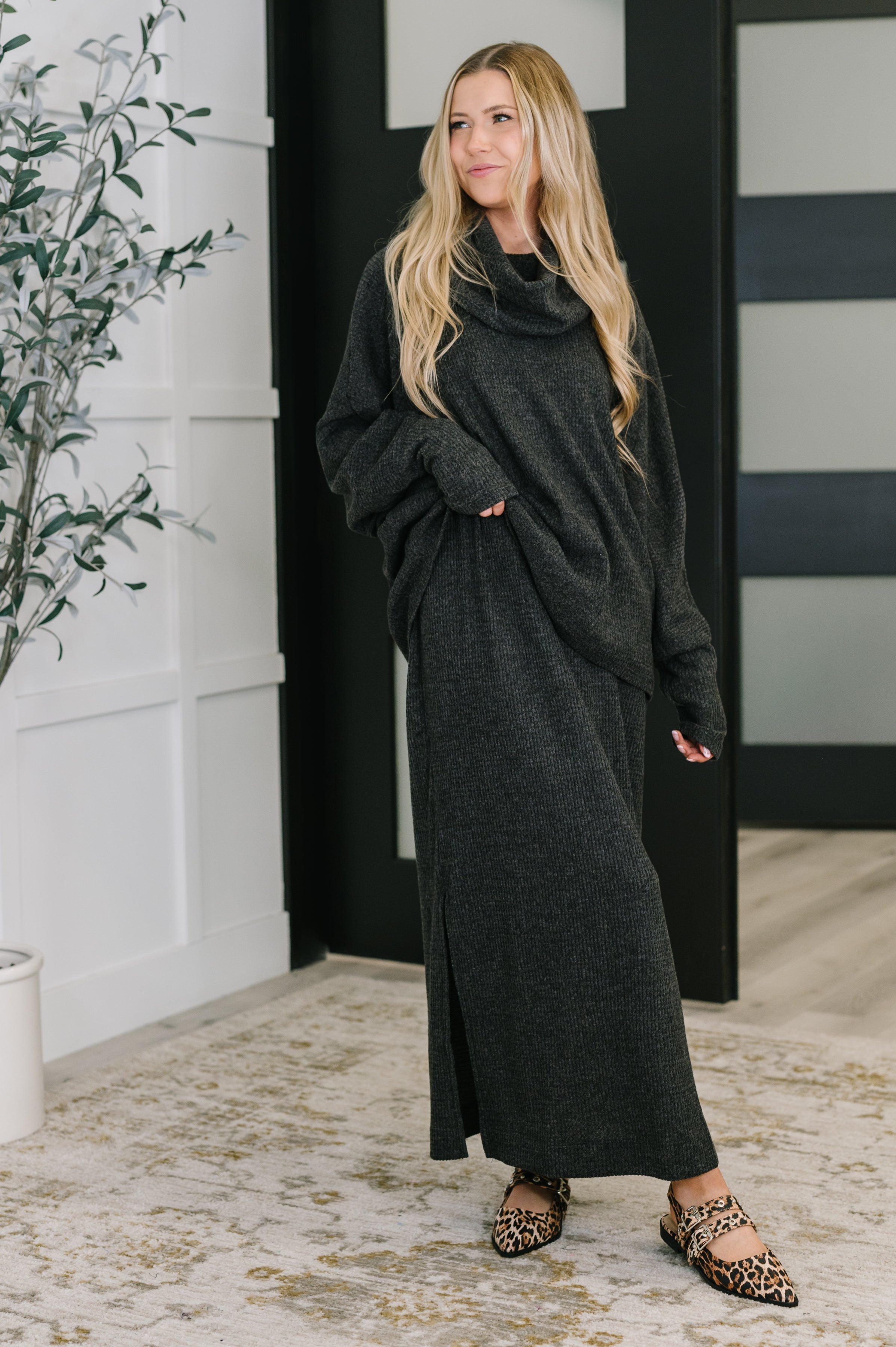 The Wander Lust Set in Black - Charming Charlie