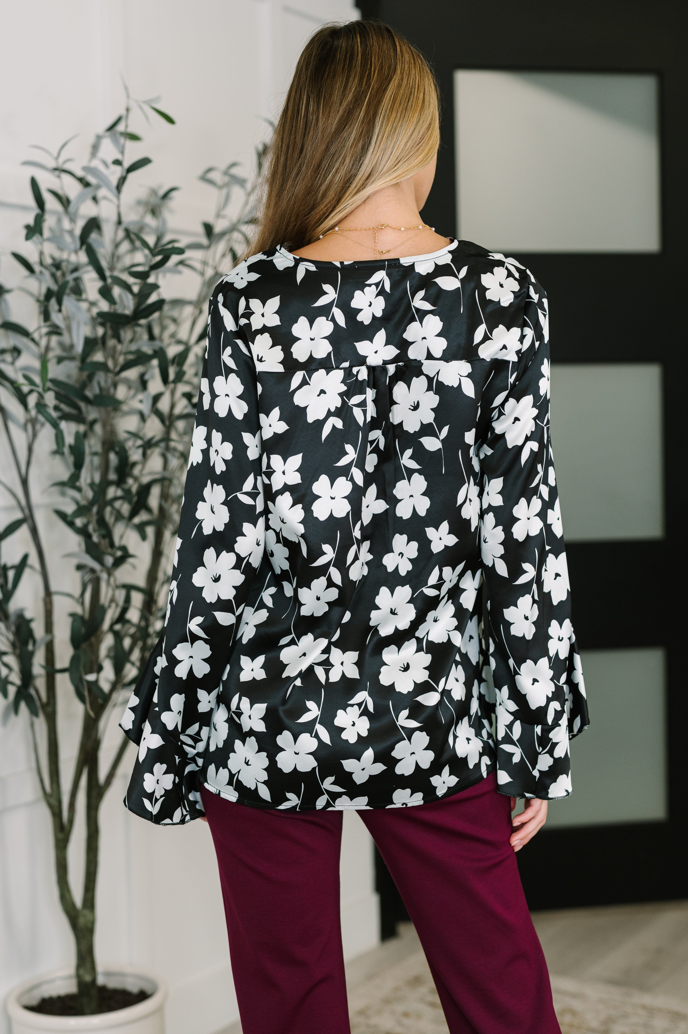 Time and Time Again Floral Blouse - Charming Charlie