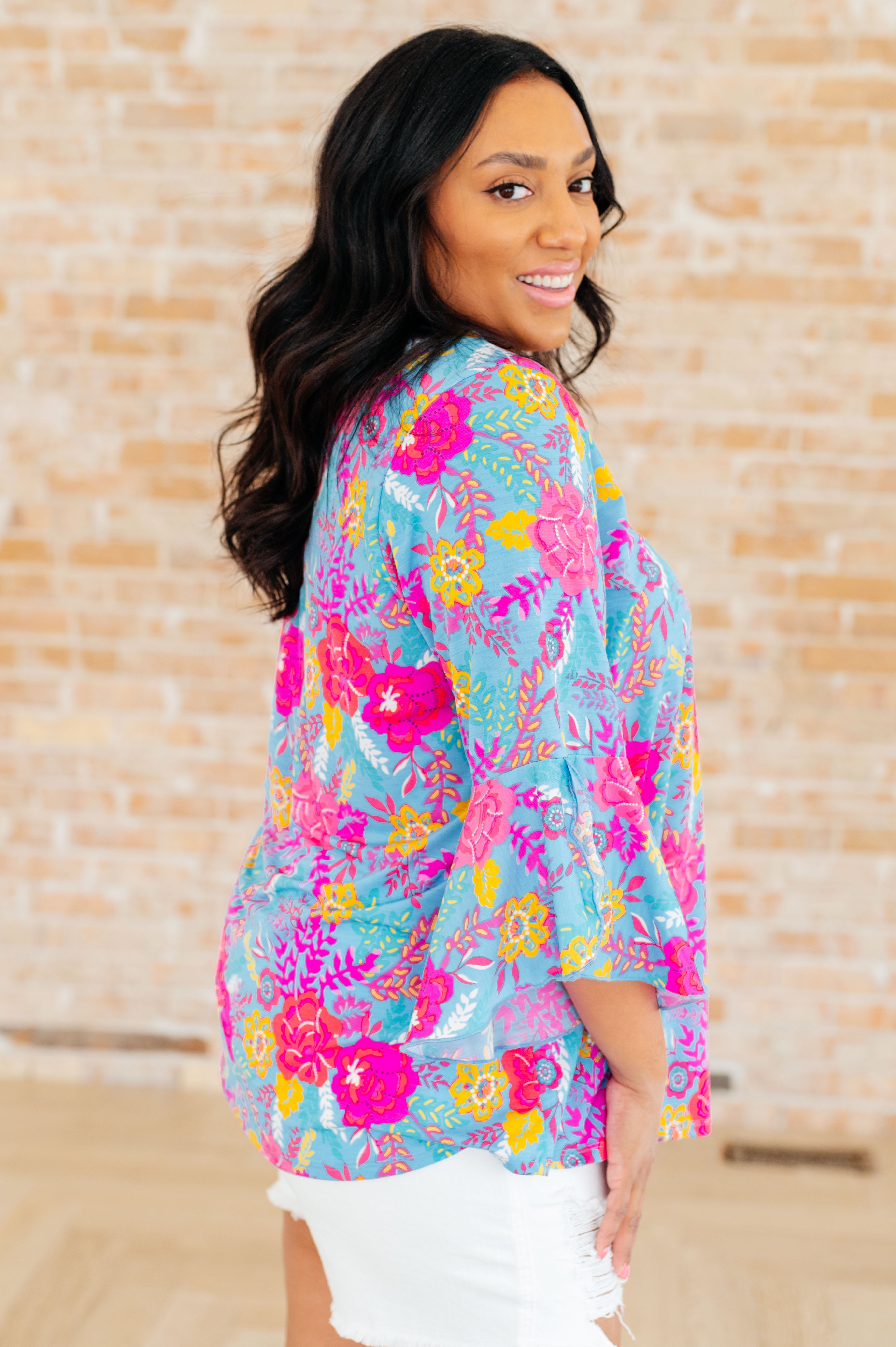 Willow Bell Sleeve Top in Bright Blue Floral – Charming Charlie