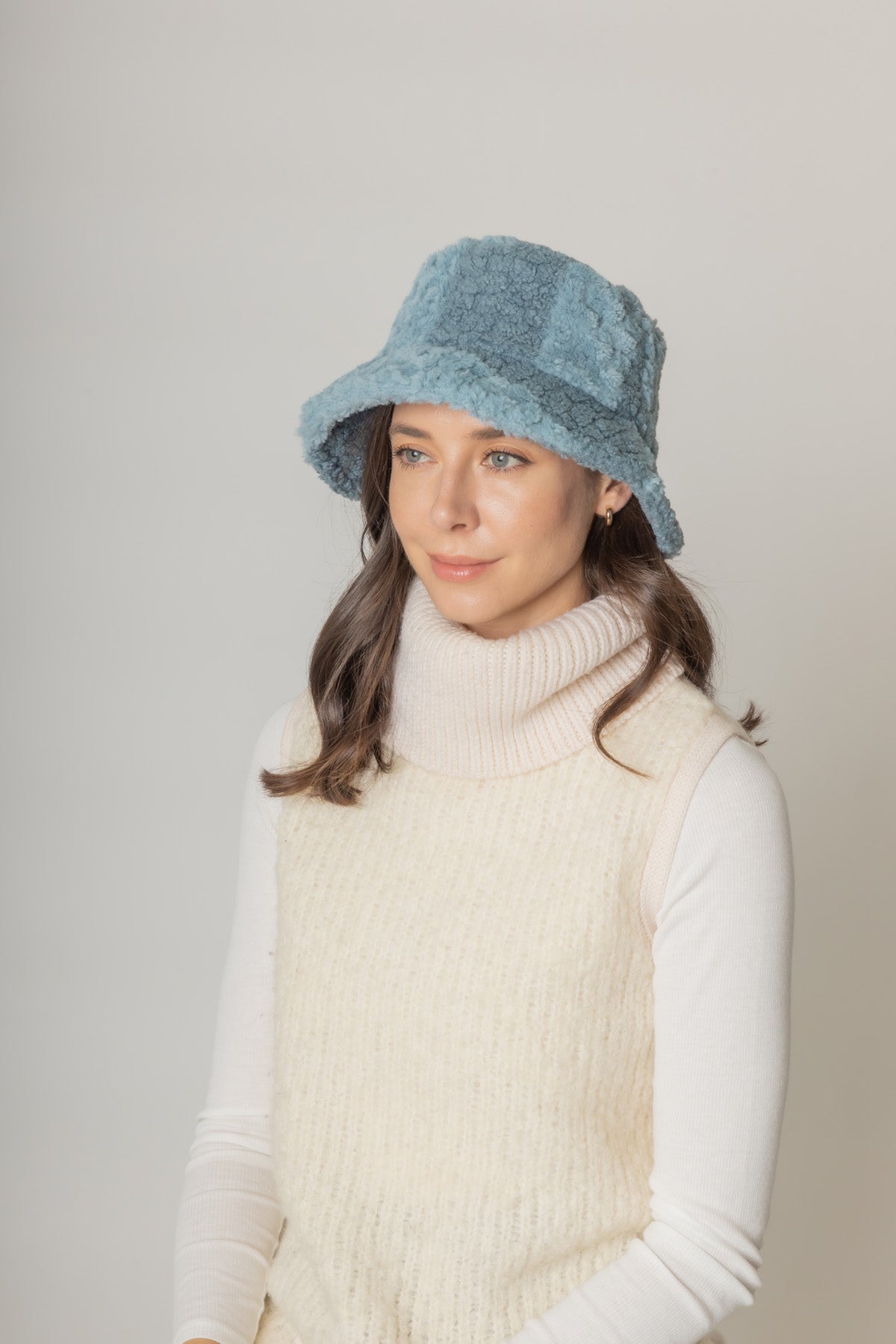 Two Tone Sherpa Bucket Hat - Charming Charlie