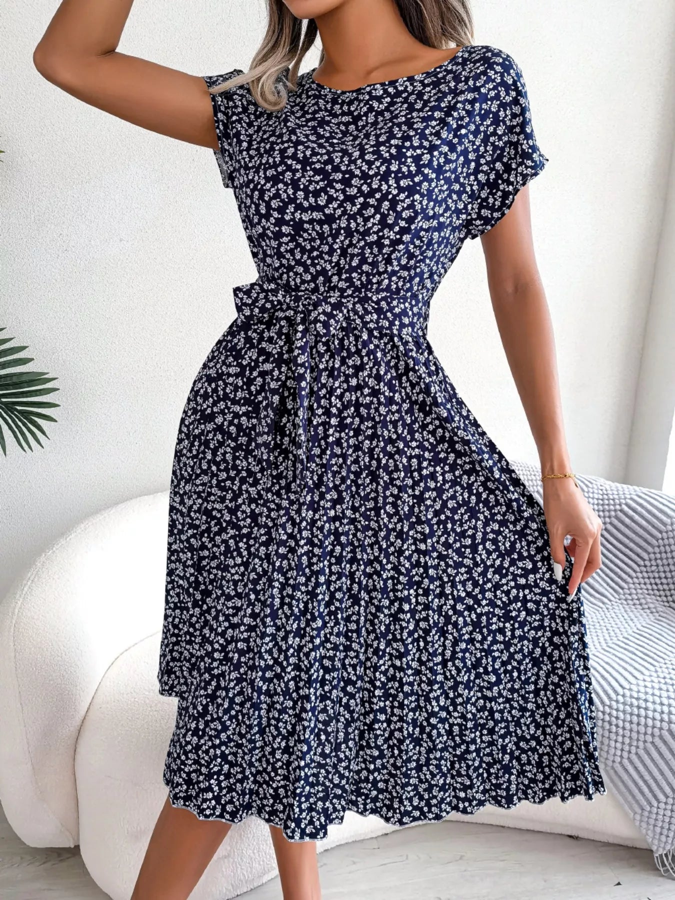 open lace back dress Floral Print Pleated Midi Dress with Belt – Charming Charlie