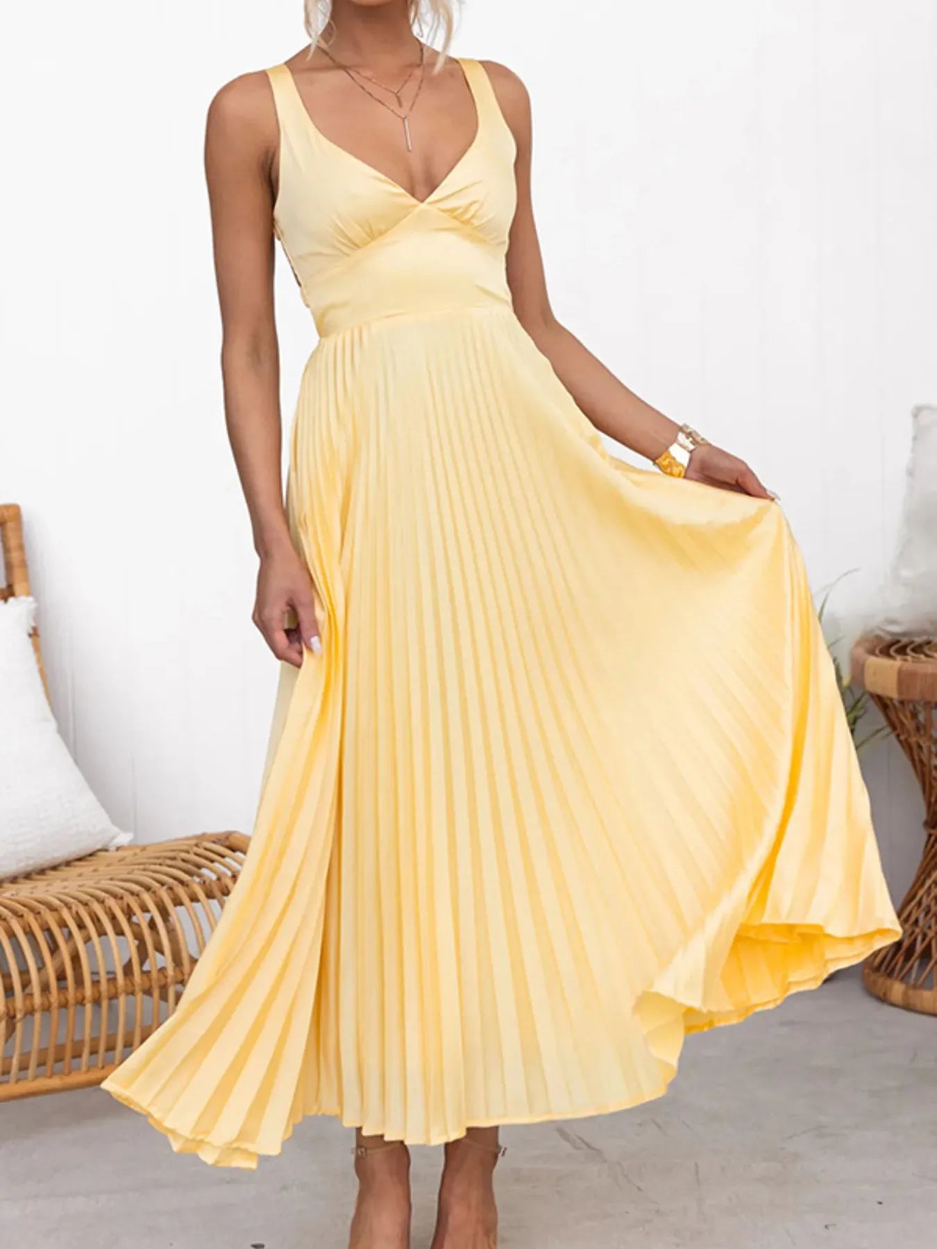 Pleated V-Neck Sleeveless Maxi Dress Yellow / M