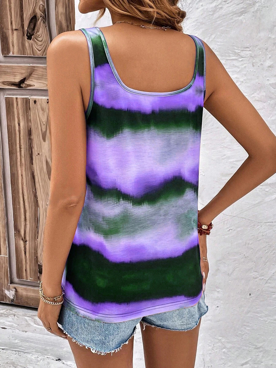 Tie-Dye Scoop Neck Wide Strap Tank – Charming Charlie