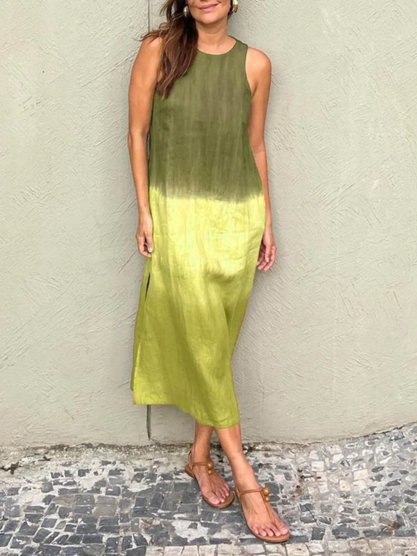 Full Size Sleeveless Gradient Tank Midi Dress Plus Size – Charming Charlie