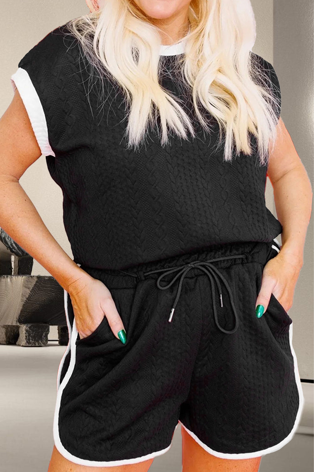 Contrast Trim Round Neck Top and Shorts Set - Charming Charlie