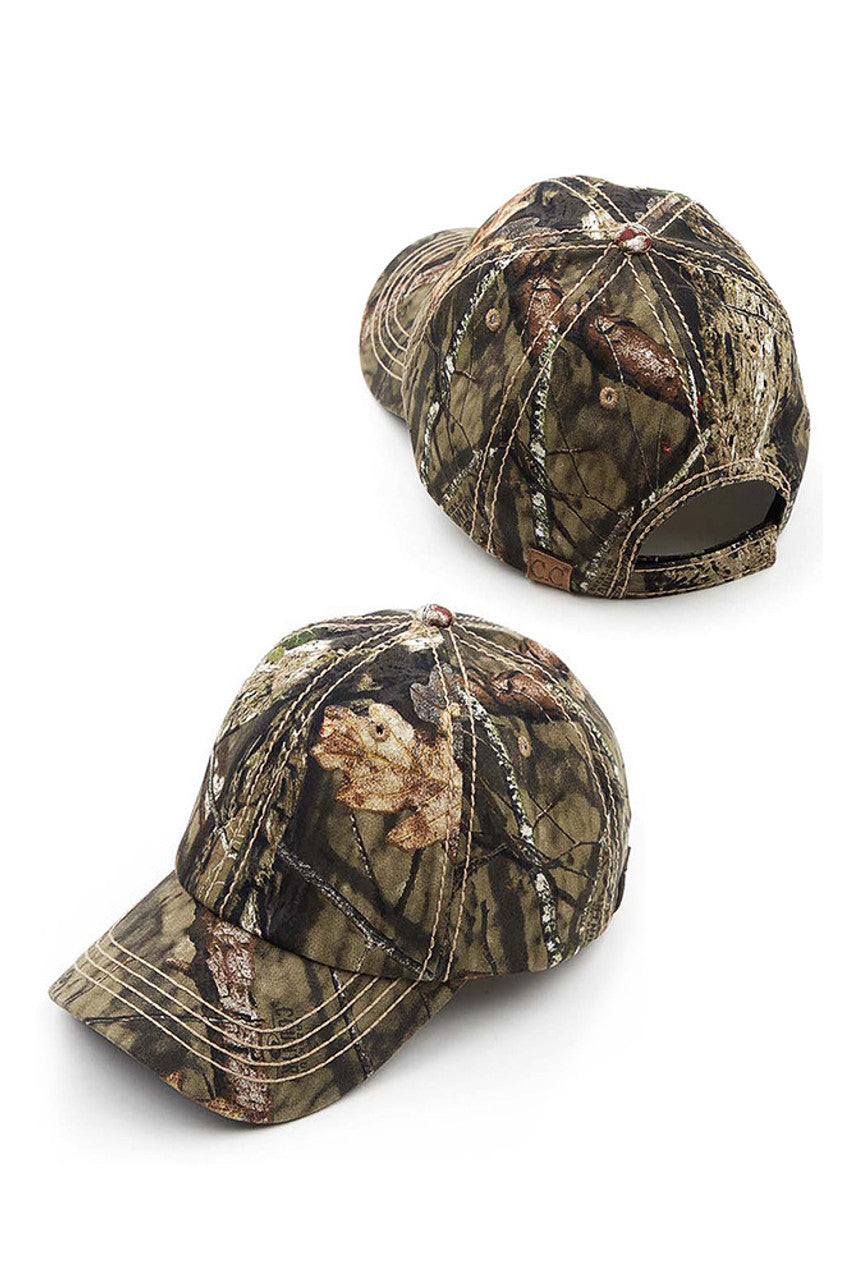 camouflage C.C BASEBALL PONYCAP combines classic style with functionality, making it the perfect accessory for any outdoor activity. It features a durable yet comfortable design, allowing you to stay protected from the sun while looking stylish. With its versatile ponytail opening, this cap is the ideal choice for those on-the-go.