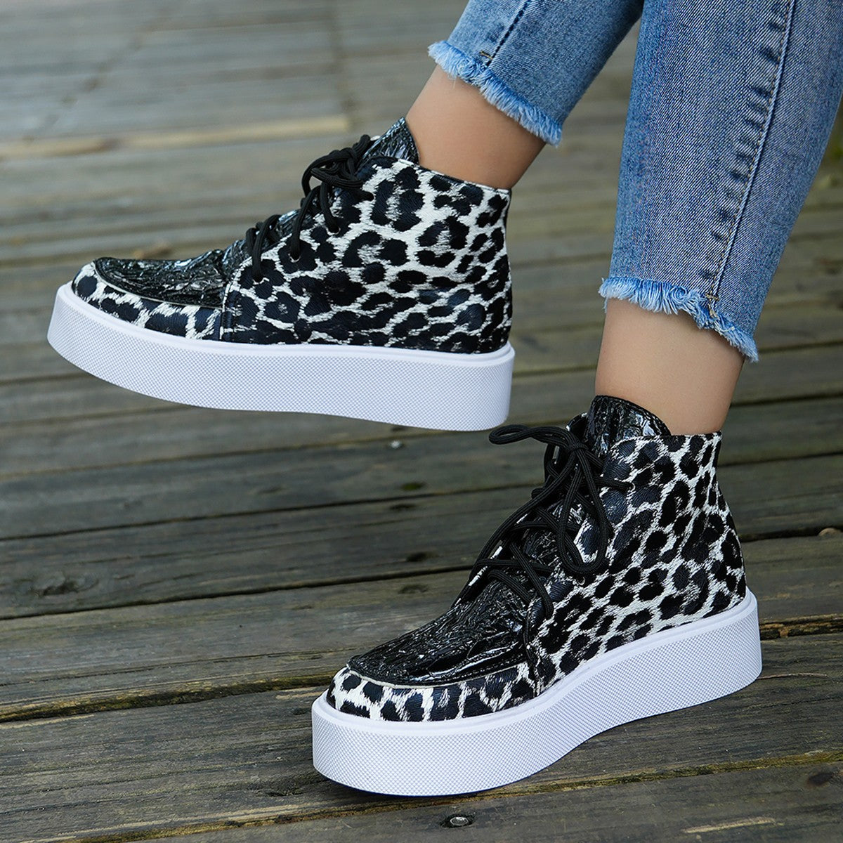 靴 archive Roen Leopard High Top Sneakers Leo Black Sneakers With Leopard Print Black Leopard Sneakers