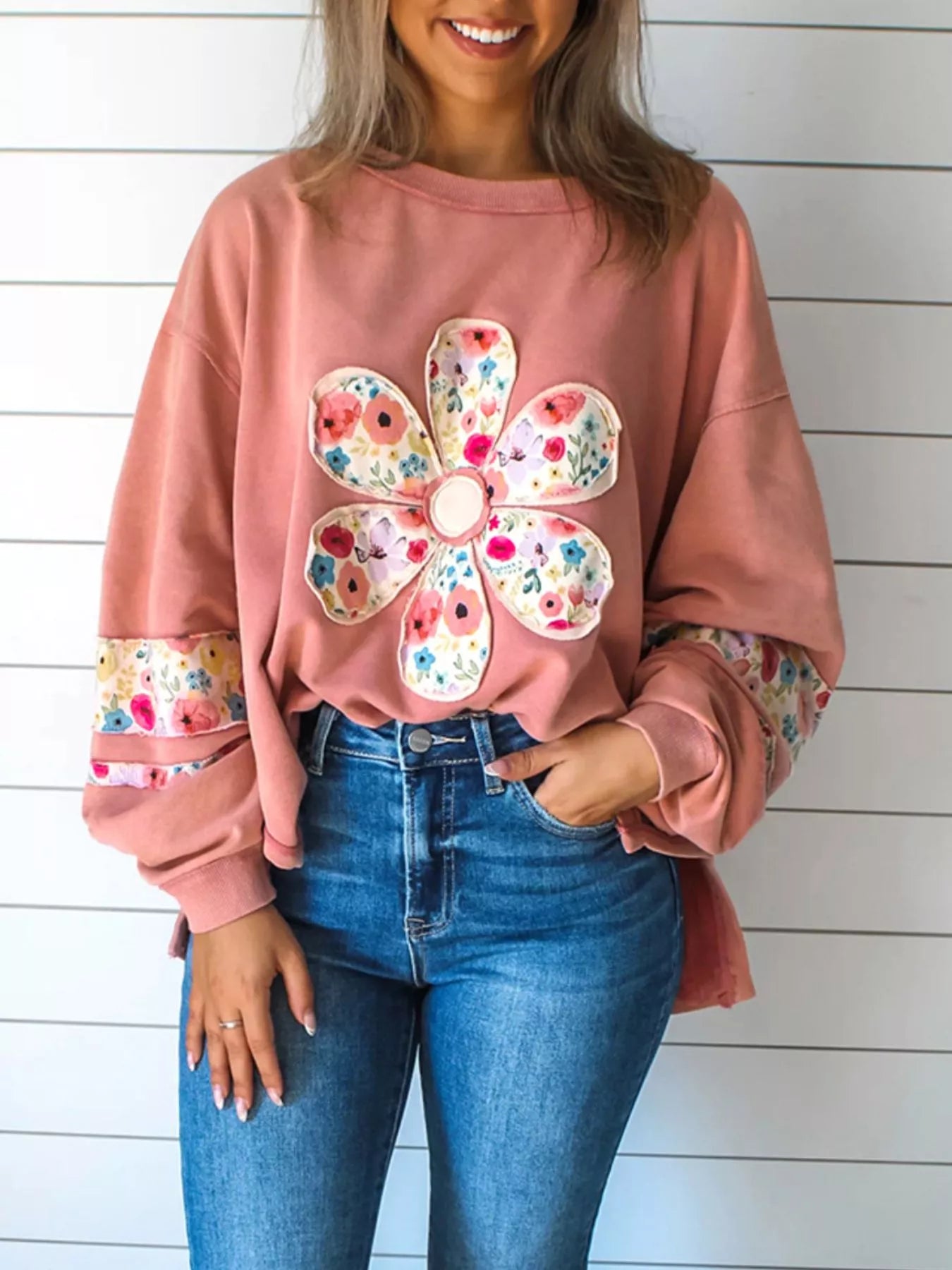Plus Size Floral Applique Drop Shoulder Sweatshirt – Charming Charlie