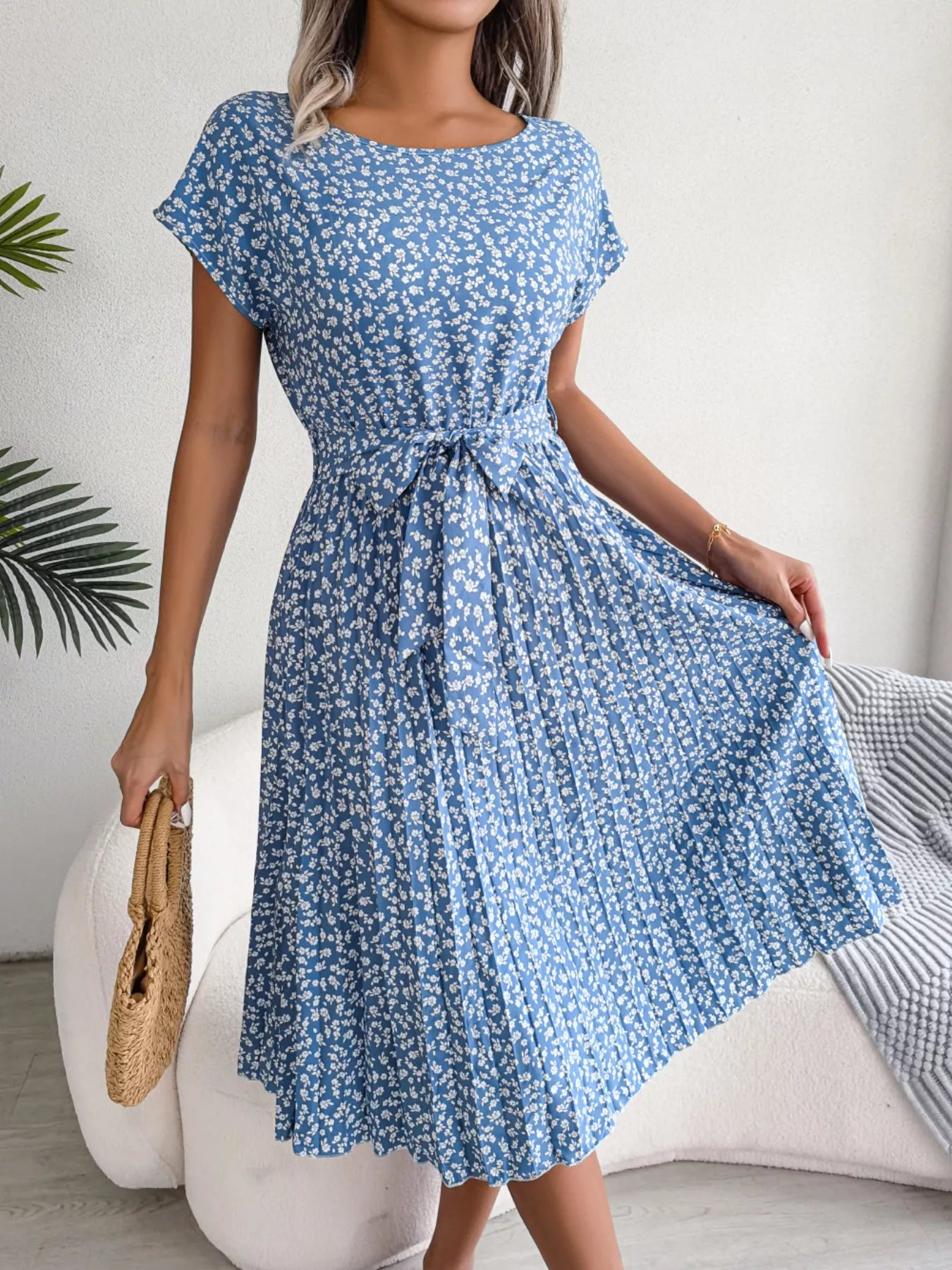 Floral Print Pleated Midi Dress with Belt – Charming Charlie