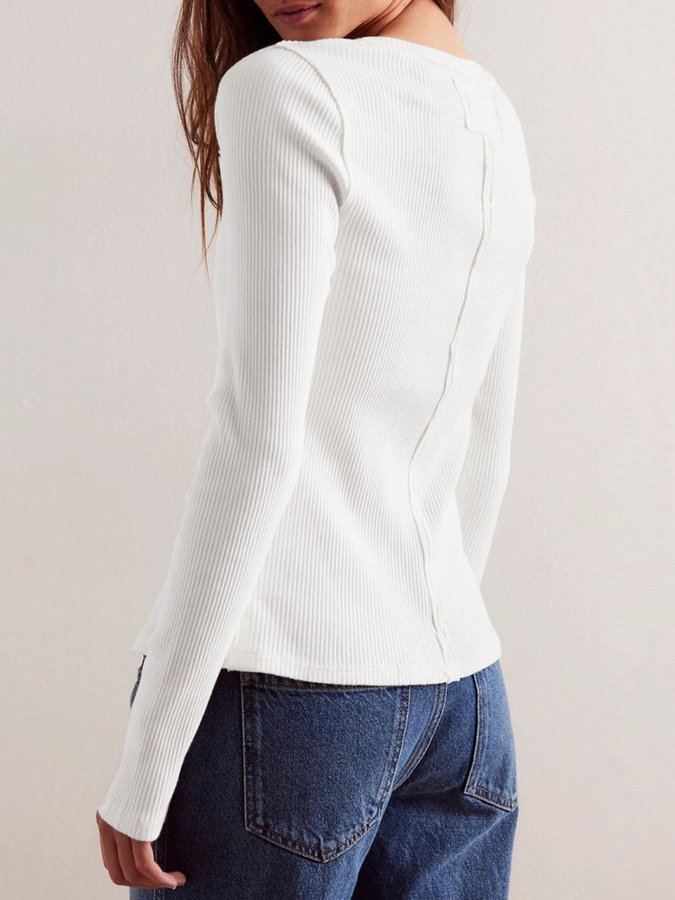 Ribbed Round Neck Long Sleeve Top – Charming Charlie