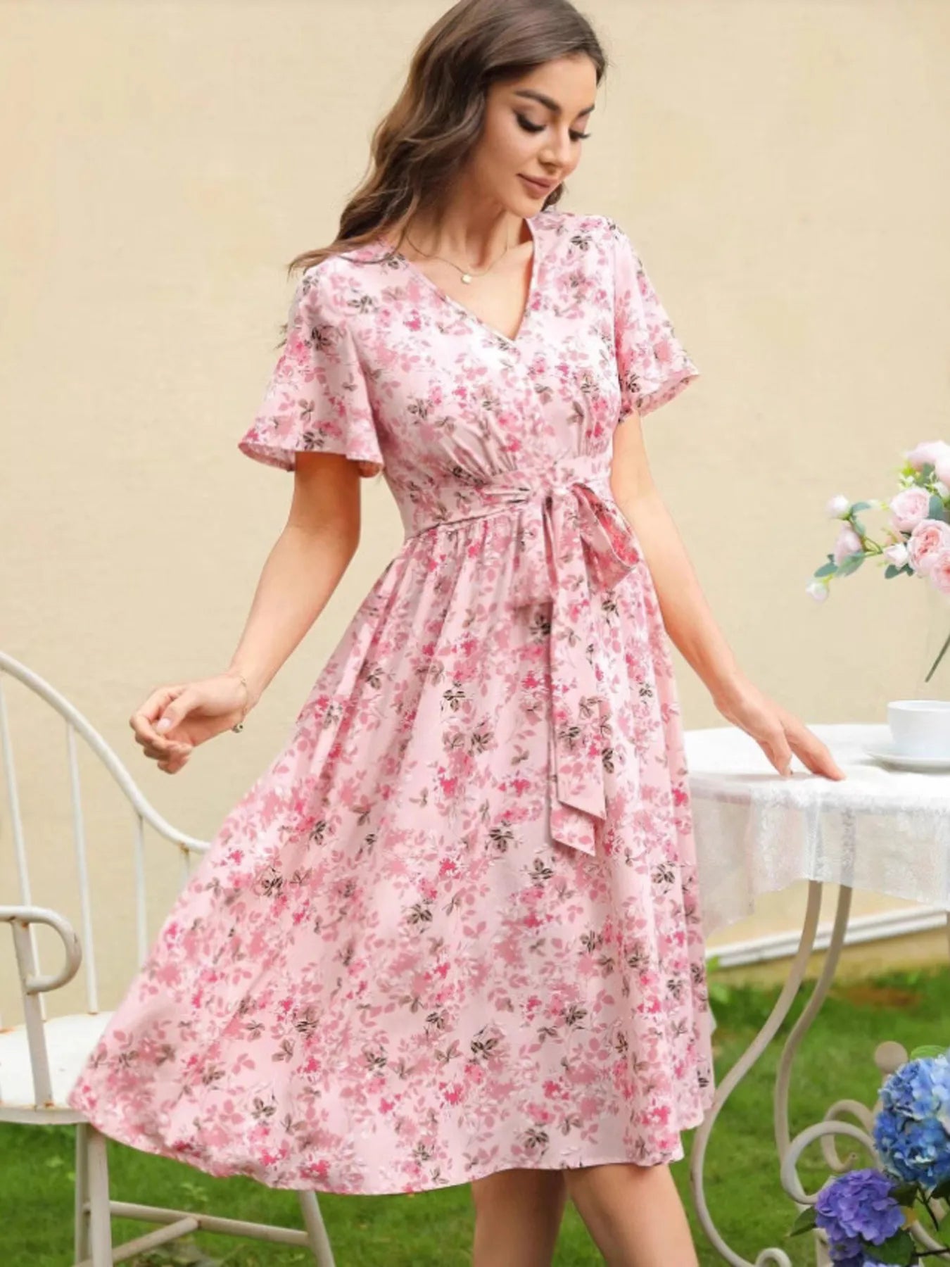 Floral Print V-Neck Belted Midi Dress – Charming Charlie