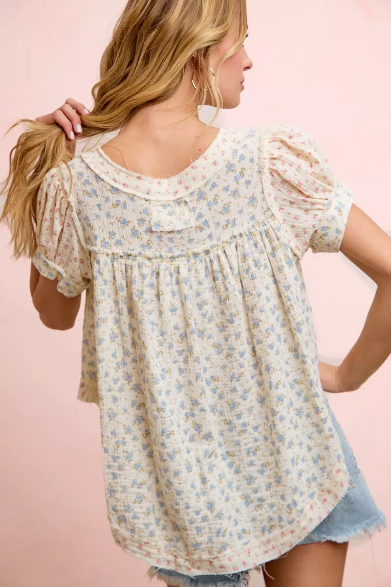 BiBi Floral Crinkle Neckdrop Short Sleeve Blouse Top – Charming