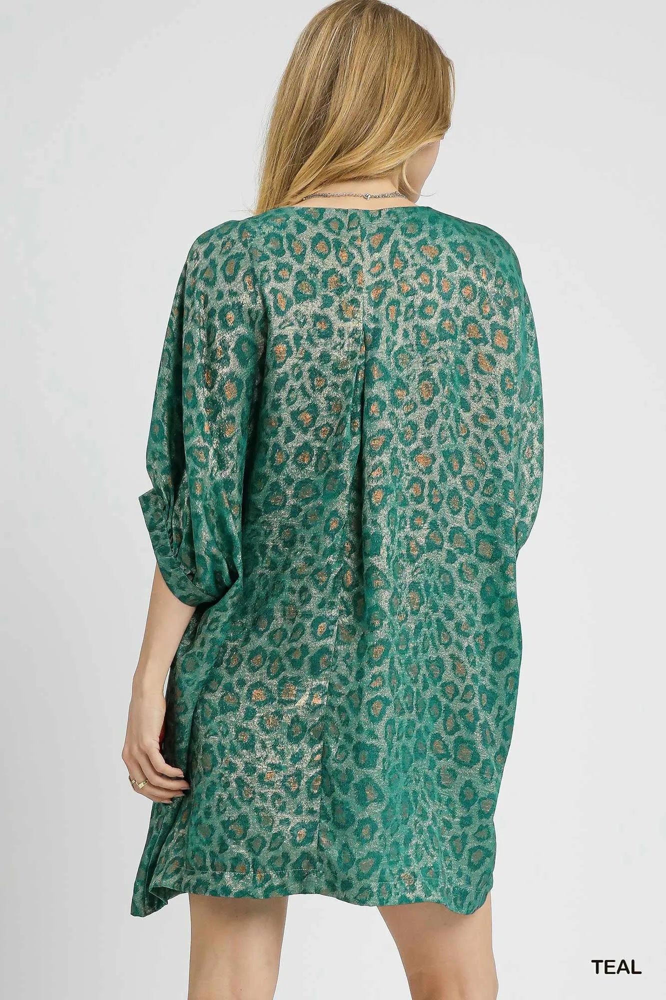 Umgee Metallic Leopard Print V-Neck Kimono Dress Charming Charlie Umgee Metallic Leopard Print V-Neck Kimono Dress Charming Charlie