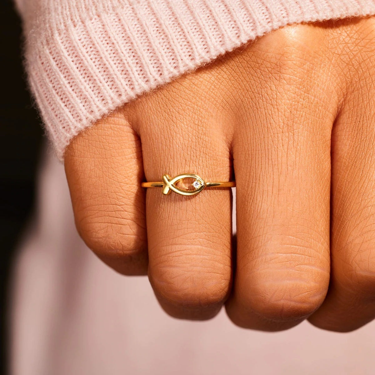 925 Sterling Silver Inlaid Zircon Fish Ring - Charming Charlie