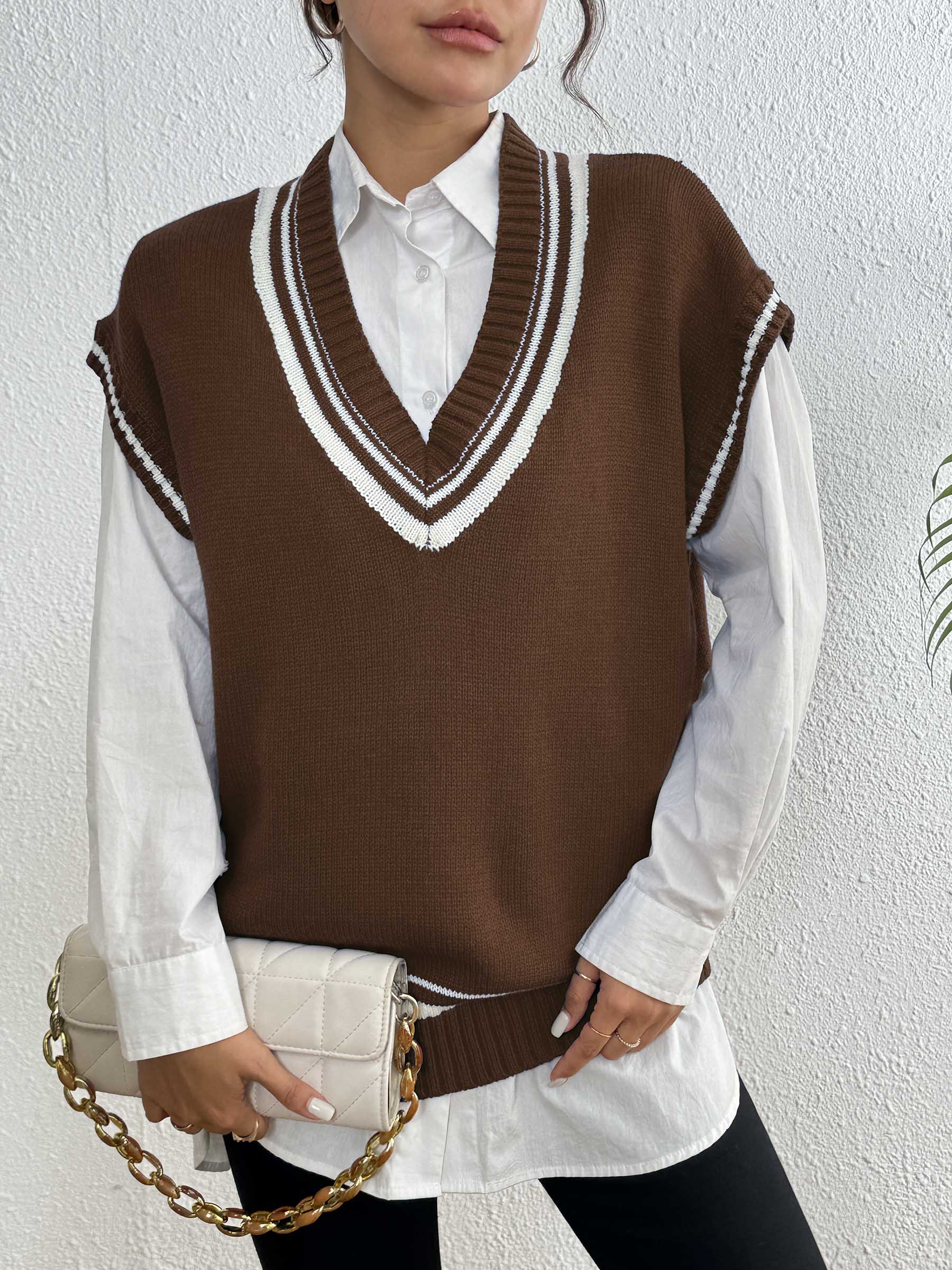 Contrast Trim V-Neck Sweater Vest – Charming Charlie
