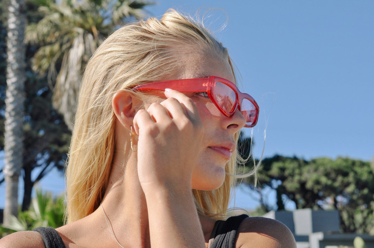 Odessa | Retro Thick Rectangle Unisex Fashion Sunglasses - Charming Charlie