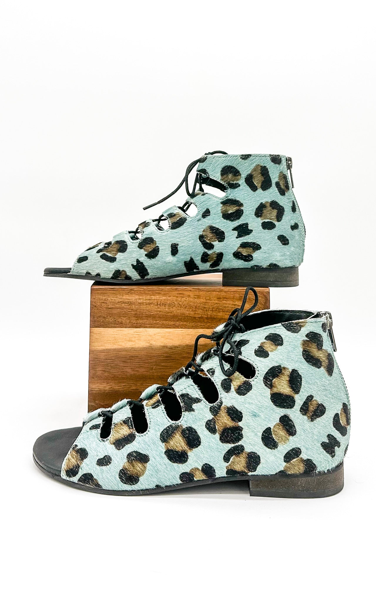 Nola Sandals in Teal - Charming Charlie