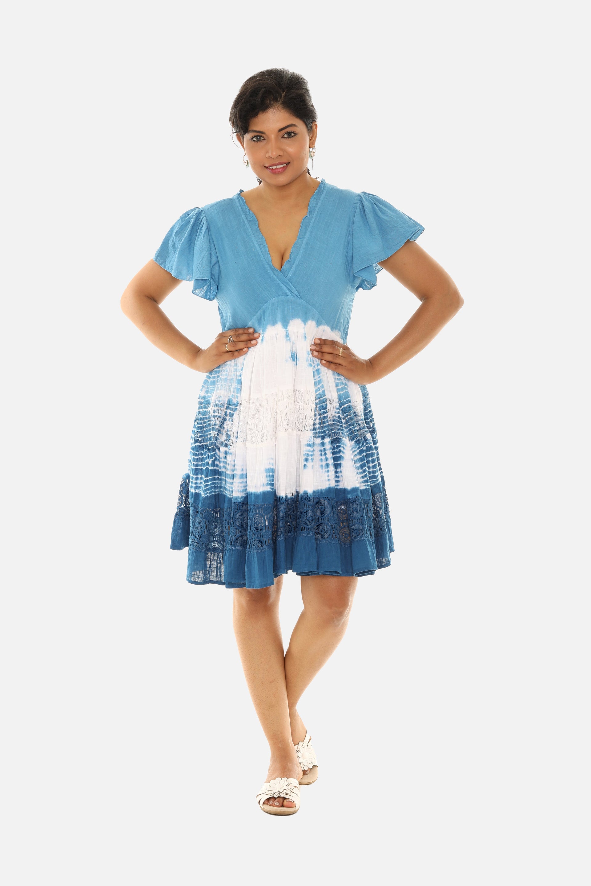 Ombré Lace Flutter-Sleeve Empire-Waist Dress XL / BLUE/WHITE