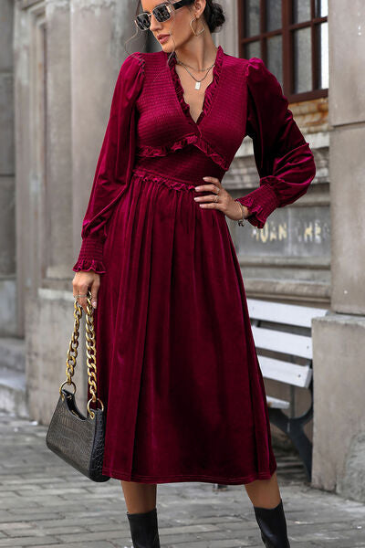 Smocked Lantern Sleeve Midi Dress – Charming Charlie