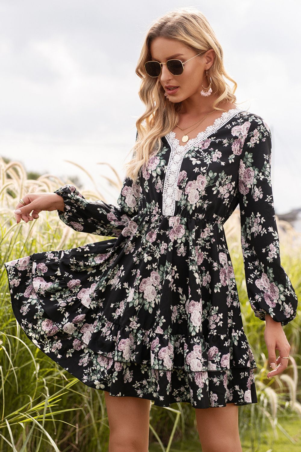 Floral Lace Trim Long Sleeve Dress – Charming Charlie