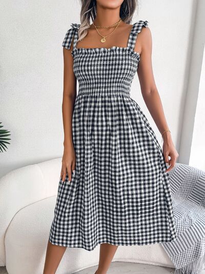 black and white plaid midi dress Frill Plaid Square Neck Midi Dress – Charming Charlie
